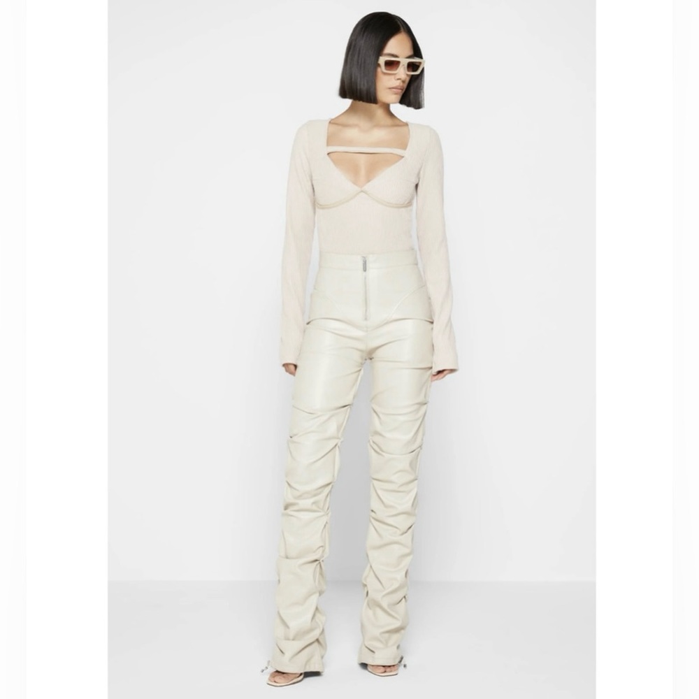 Maniéir De Voir Women 8 Pants Leggings Tacked Vegan Leather Trousers Beige